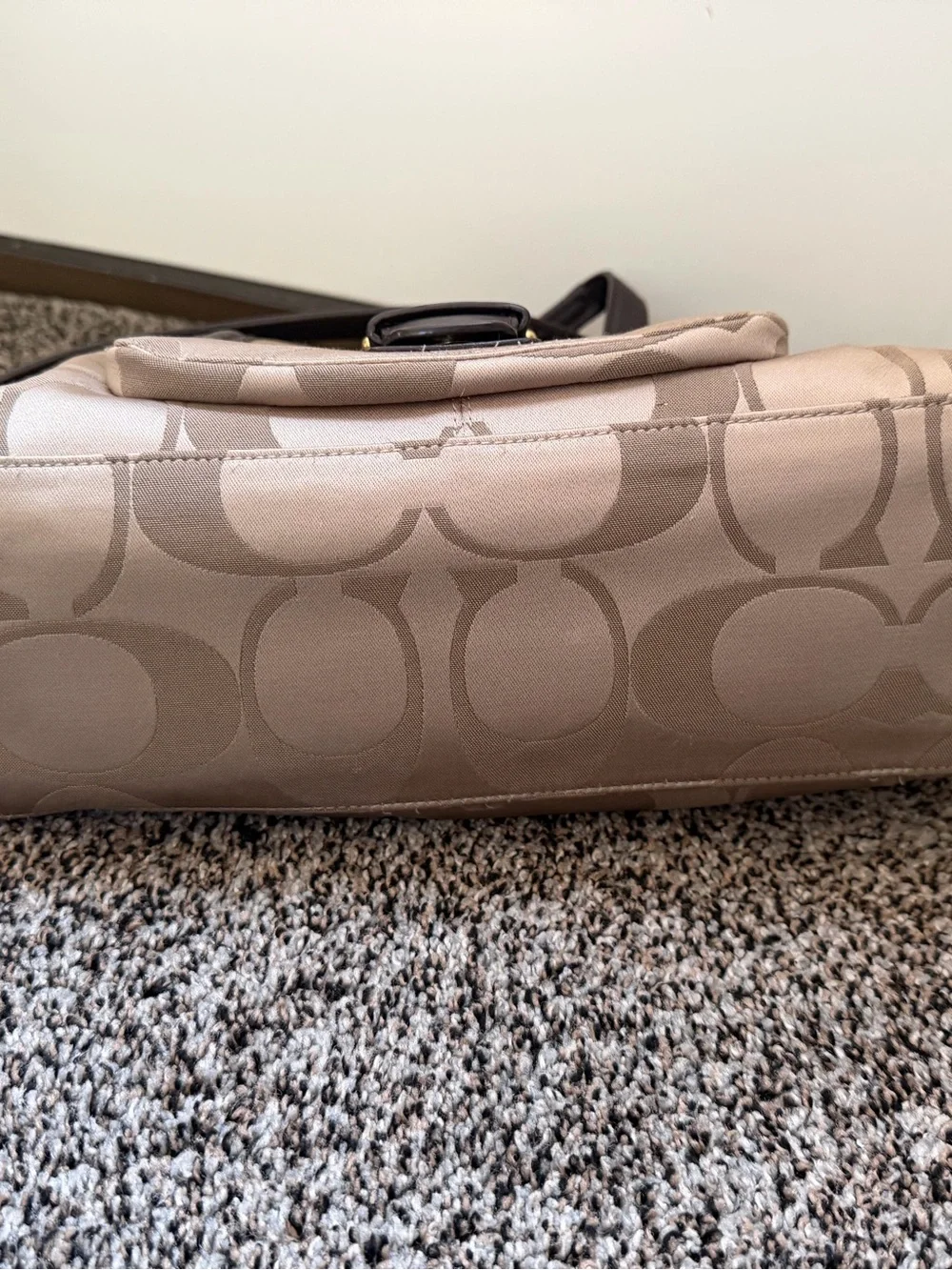 Coach Signature Buckle Satchel Bag Tan Brown Convertible Shoulder Bag